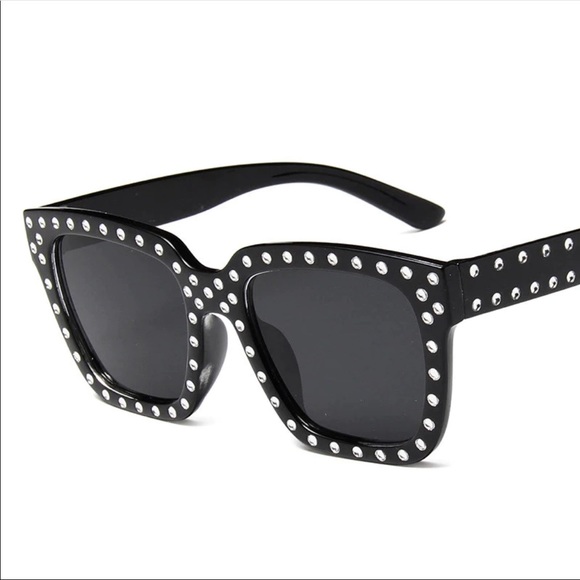 🕶🆕Silver Studded Sunglasses 🕶 - Picture 2 of 2